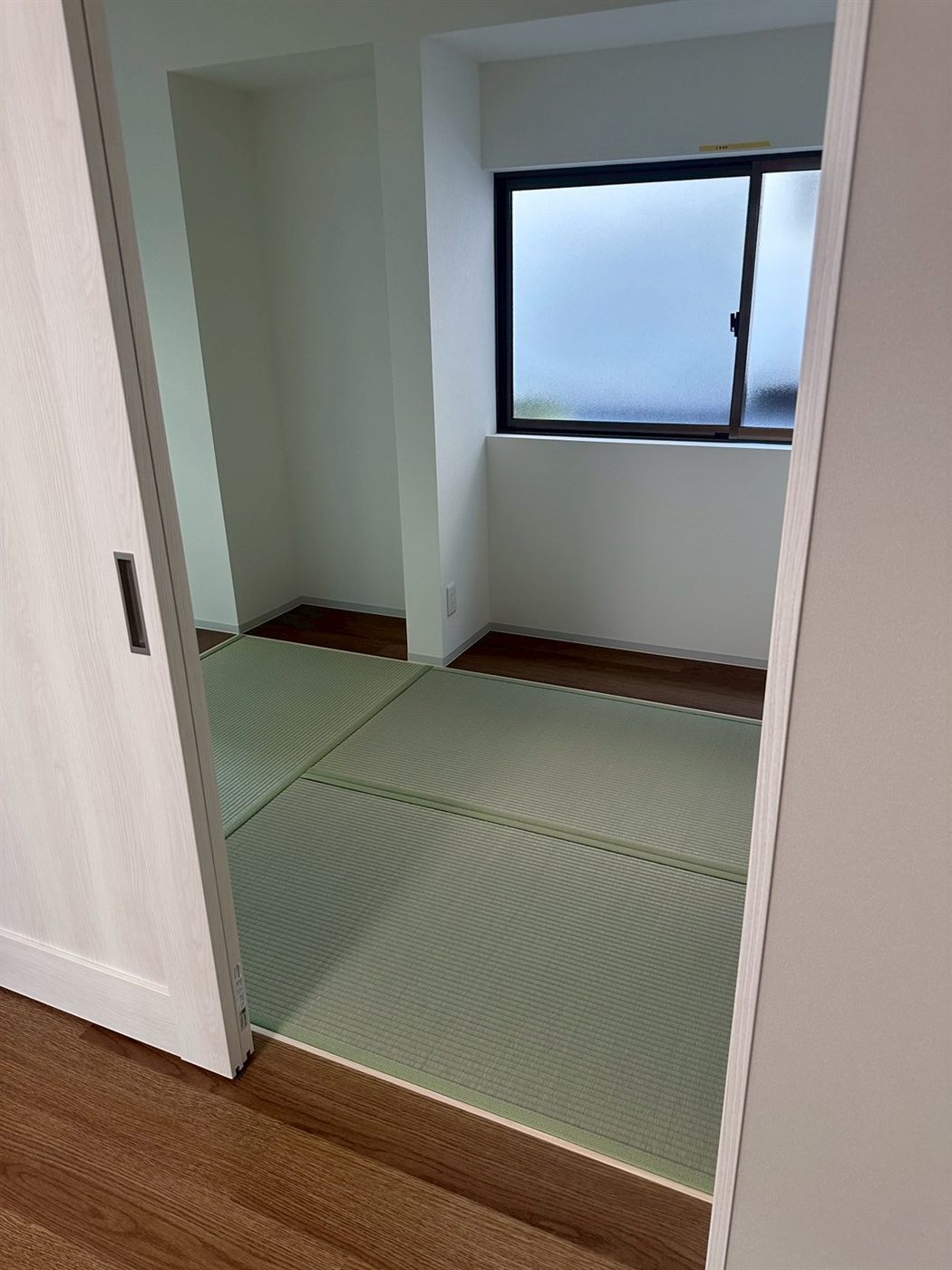 縁なし畳に張り替えた和室